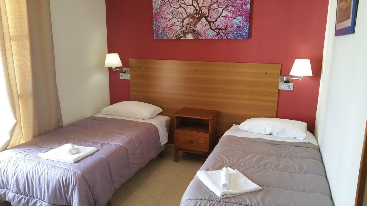 Sotel Valle Guadiaro Pueblo Nuevo de Guadiaro Dış mekan fotoğraf